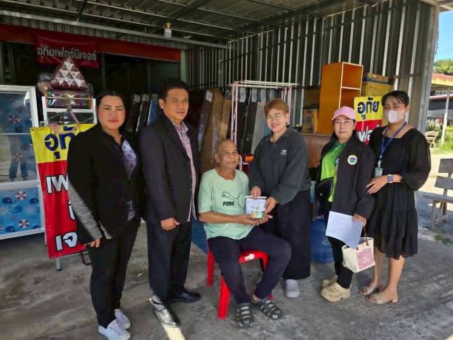 โครงการจัดบริการบริการดูแลระยะยาวด้านสาธารณสุขสำหรับผู้สูงอายุและคนพิการที่มีภาวะพึ่งพึงฯ โดยการออกเยี่ยมผู้ที่มีภาวะพึ่งพิง ของ สหวิชาชีพศูนย์ฮักแพงเพื่อพัฒนาฟื้นฟูคุณภาพชีวิตที่มีภาวะพึ่งพิงฯ